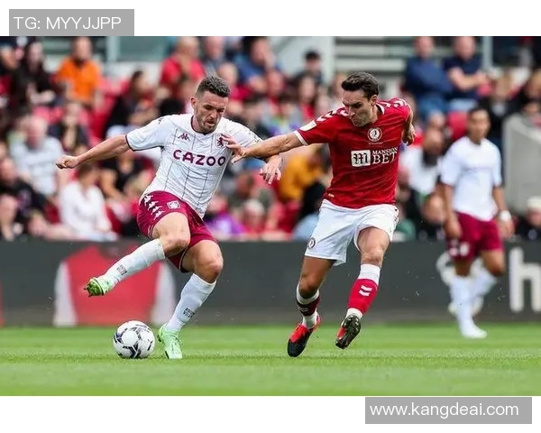 布里斯托尔城与巡游者的激烈对决展现英冠联赛的精彩瞬间