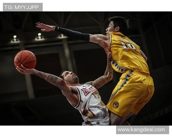 开塞利体育迎战里泽士邦争夺关键三分的激烈对决即将上演