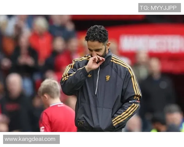 TA：阿莫林保存换人再酿苦果，曼联领先后失分成为常态