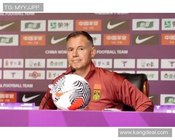 中国女足主帅米利西奇下课，0-8惨败英格兰成导火线，武汉女足主帅常卫魏接任